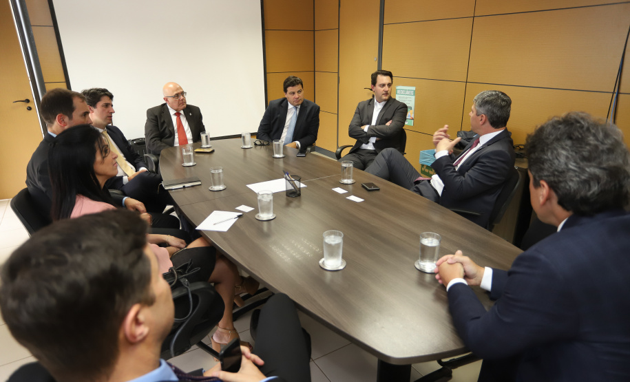 Governador Carlos Massa Ratinho Junior durante reunião com o ministro dos Transportes, Valter Casimiro Silveira - Brasília, 29/04/2019 - Foto: Rodrigo Félix Leal/ANPr