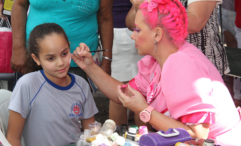 A Secretaria da Justiça, Família e Trabalho registrou mais de 2 mil atendimentos no evento em comemoração a duas importantes datas: o Dia Nacional da Mulher (30 de abril) e o Dia do Trabalho (1º de maio).  -  Curitiba, 30/04/2019  -  Foto: Divulgação SEJUF