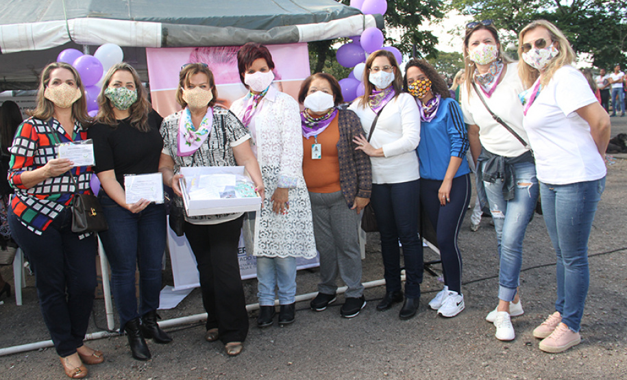 A Secretaria da Justiça, Família e Trabalho registrou mais de 2 mil atendimentos no evento em comemoração a duas importantes datas: o Dia Nacional da Mulher (30 de abril) e o Dia do Trabalho (1º de maio).  -  Curitiba, 30/04/2019  -  Foto: Divulgação SEJUF