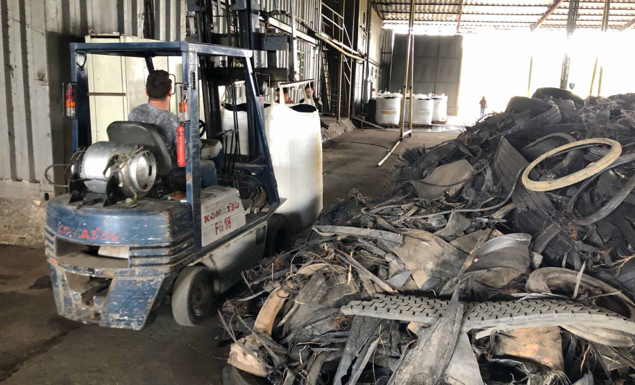 O Paraná atingiu em março a marca de 47,72% dos presos fazendo algum tipo de atividade educacional, segundo o Departamento Penitenciário (Depen-PR). O índice é consideravelmente superior a fevereiro, quando o Estado fechou com 36,3% e alcançou o segundo lugar entre as unidades da federação, perdendo apenas para o Piauí (40%). Foto:José Fernando Ogura/ANPr