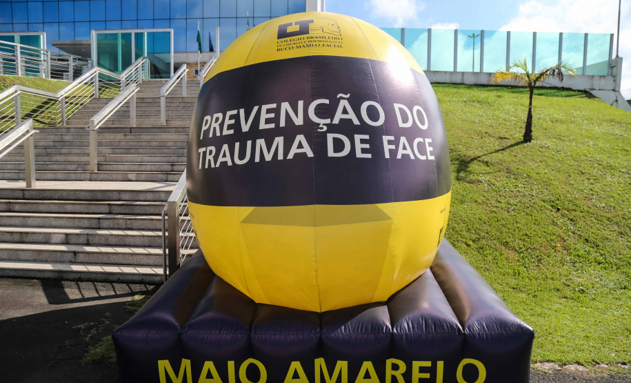 Começou oficialmente nesta quinta-feira (2), em todo o Paraná, a campanha Maio Amarelo, que visa diminuir o número de acidentes no trânsito e preservar a vida. Este ano, o tema é “Maio Amarelo - no trânsito, o sentido é a vida”, e apela para o poder das crianças em influenciar o comportamento dos pais. O vice-governador Darci Piana participou do lançamento, realizado no auditório da Polícia Rodoviária Federal (PRF), em Curitiba. Foto: Geraldo Bubniak/ANPr