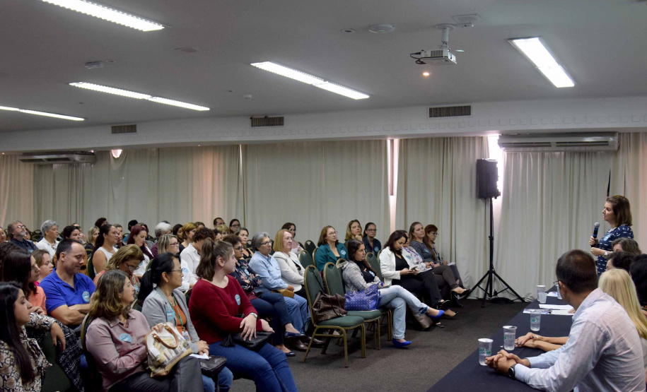 Começou nesta quinta-feira (2), em Curitiba, a Semana Integrada de Enfermagem do Paraná 2019. No dia 12 de maio é comemorado do Dia Internacional da Enfermagem e o objetivo do evento é promover o debate sobre a contribuição dos profissionais da área. Foto:SESA
