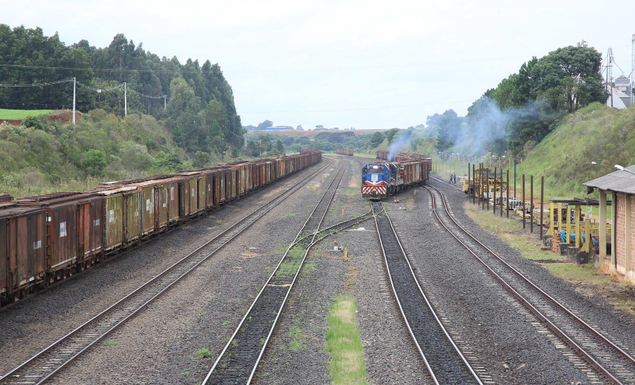 A Ferroeste (Estrada de Ferro Paraná Oeste S.A.) fechou o primeiro quadrimestre de 2019 com um recorde no faturamento: R$ 12,4 milhões – o melhor resultado da história. A receita representa aumento de 40% no faturamento quando comparado com os primeiros quatro meses do ano anterior. Foto: Jaelson Lucas/ANPr