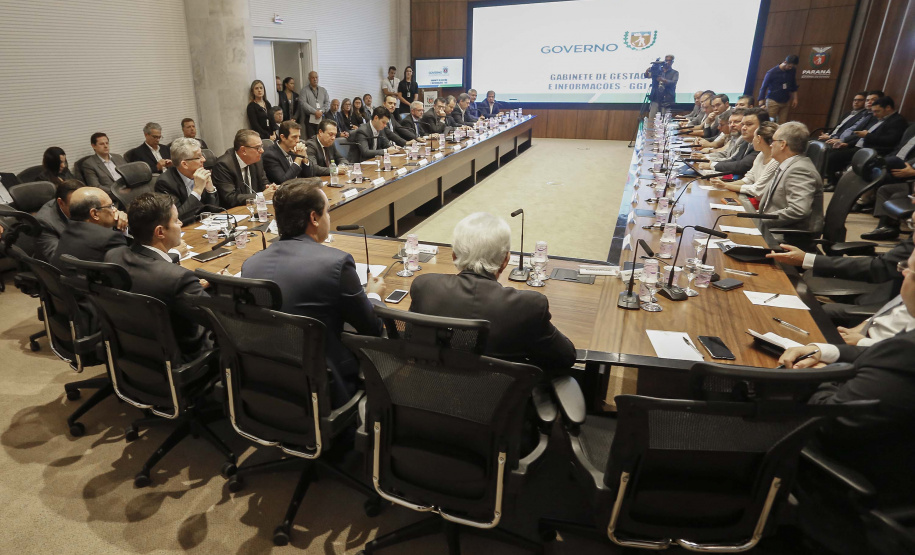 Governador Carlos Massa Ratinho Júnior durante reunião com a equipe de governo.Curitiba, 07-05-19.Foto: Arnaldo Alves / ANPr.