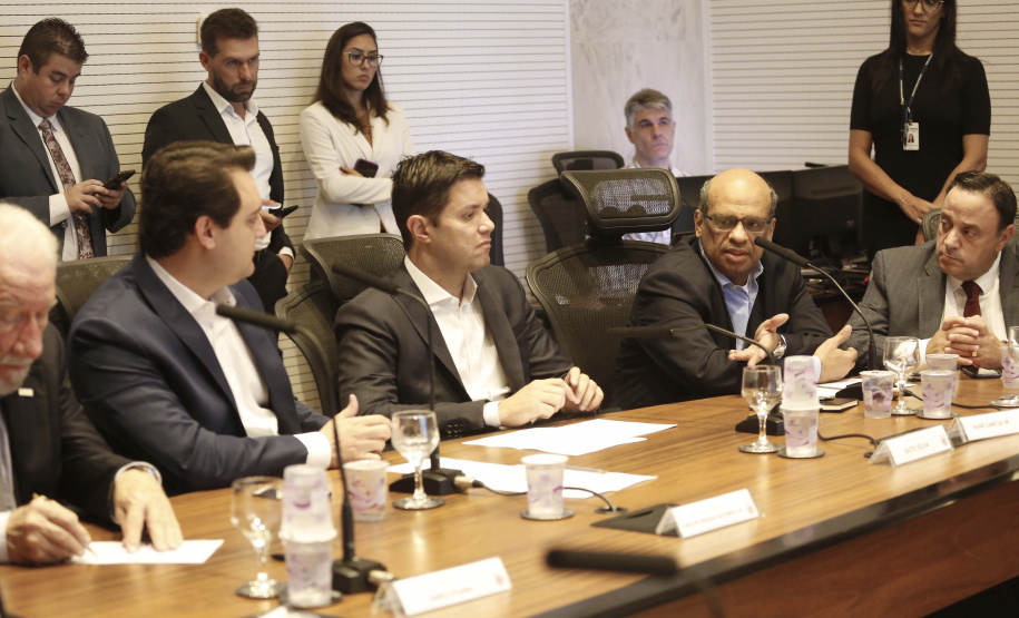 Governador Carlos Massa Ratinho Júnior durante reunião com a equipe de governo.Curitiba, 07-05-19.Foto: Arnaldo Alves / ANPr.