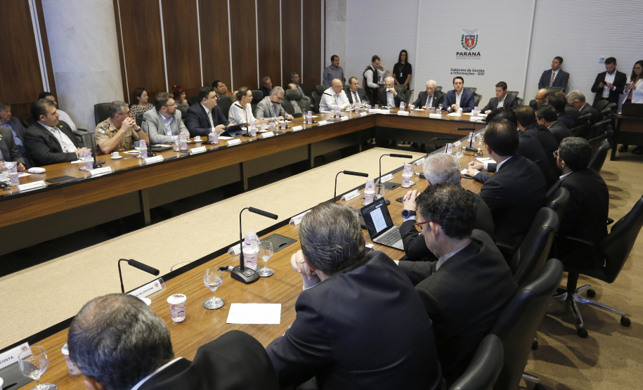 Governador Carlos Massa Ratinho Júnior durante reunião com a equipe de governo.Curitiba, 07-05-19.Foto: Arnaldo Alves / ANPr.