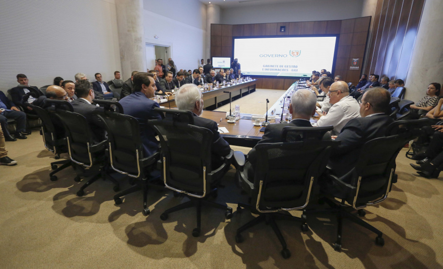 Governador Carlos Massa Ratinho Júnior durante reunião com a equipe de governo.Curitiba, 07-05-19.Foto: Arnaldo Alves / ANPr.