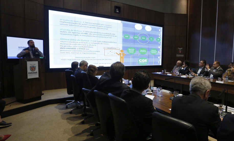 Governador Carlos Massa Ratinho Júnior durante reunião com a equipe de governo.Curitiba, 07-05-19.Foto: Arnaldo Alves / ANPr.