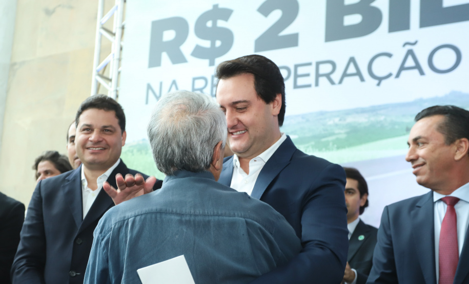 O governador Carlos Massa Ratinho Junior lançou, nesta terça-feira (07), o Programa de Revitalização das Estradas, que vai beneficiar todas as regiões do Paraná. Foto: Rodrigo Felix Leal/ANPr