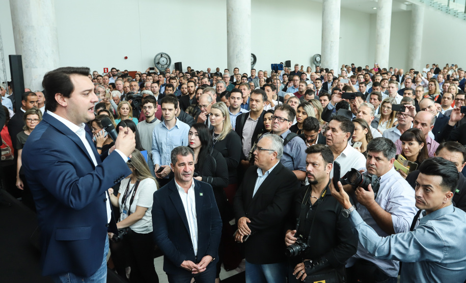 O governador Carlos Massa Ratinho Junior lançou, nesta terça-feira (07), o Programa de Revitalização das Estradas, que vai beneficiar todas as regiões do Paraná. Foto: Rodrigo Felix Leal/ANPr