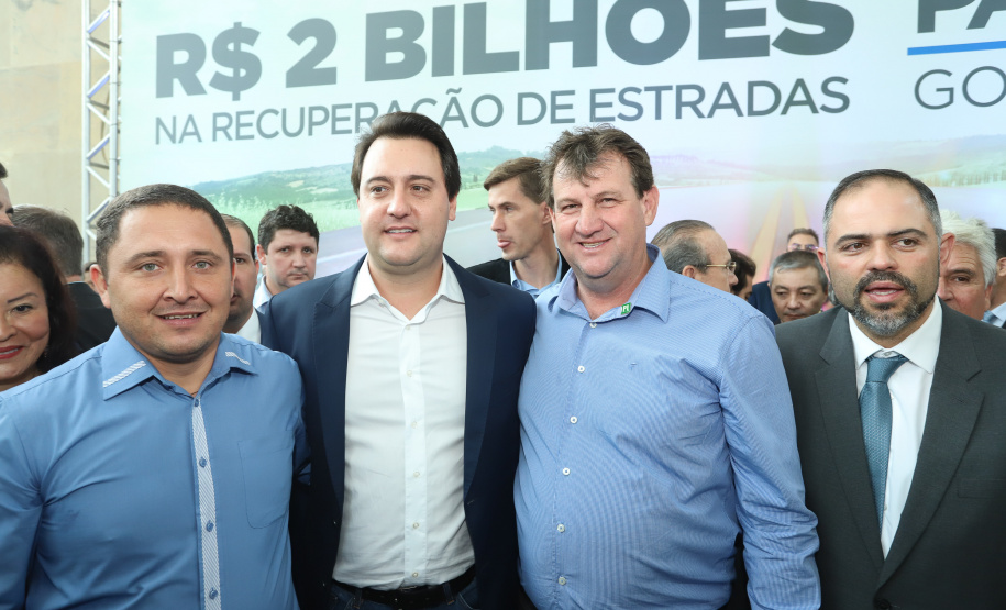 O governador Carlos Massa Ratinho Junior lançou, nesta terça-feira (07), o Programa de Revitalização das Estradas, que vai beneficiar todas as regiões do Paraná. Foto: Rodrigo Felix Leal/ANPr