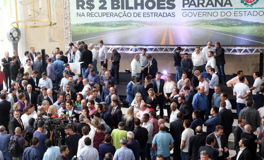 O governador Carlos Massa Ratinho Junior lançou o Programa de Revitalização das Estradas, que vai beneficiar todas as regiões do Paraná.
Foto Gilson Abreu/ANPr