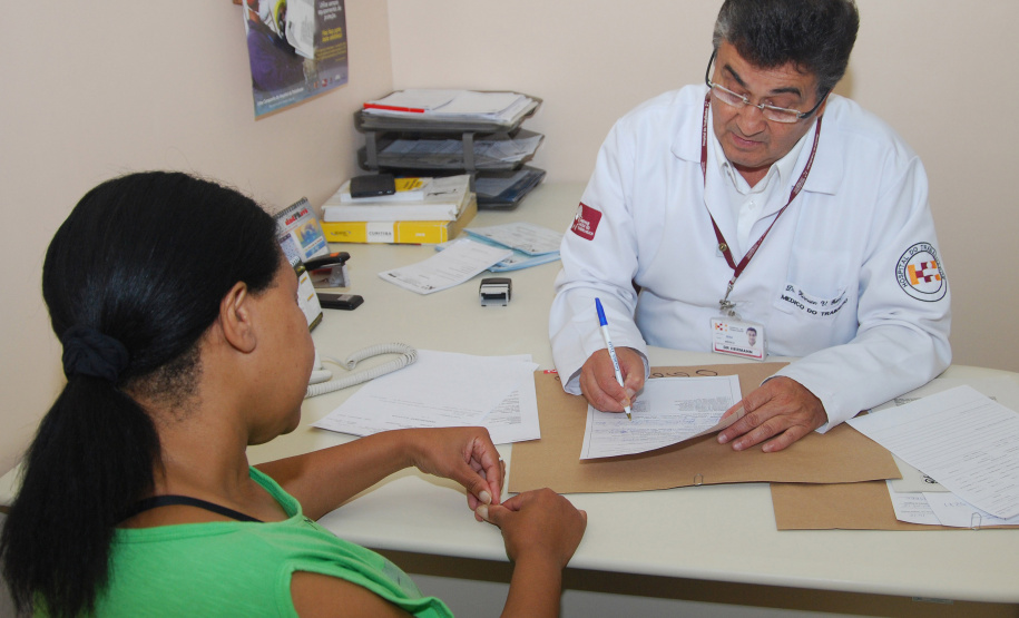 A Secretaria de Estado da Saúde, por meio da Superintendência de Gestão de Sistemas, formalizou contratos com 40 instituições de saúde para credenciamento de exames relacionados à prevenção do câncer na mulher. Anualmente, serão investidos cerca de R$ 6,9 milhões. Foto: Arquivo/ANPr
