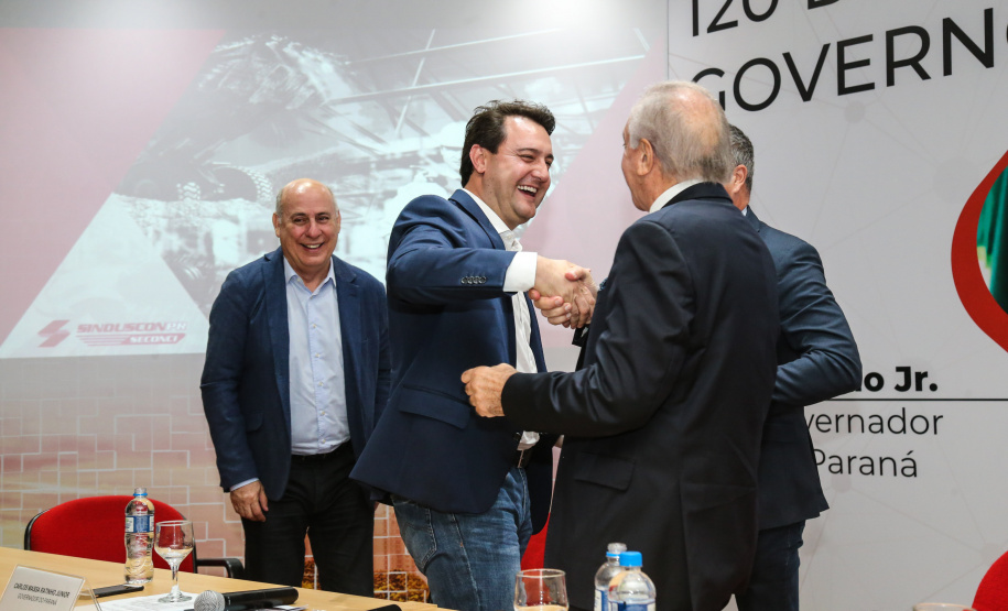 O governador Carlos Massa Ratinho Junior participa de reunião com associados do Sinduscon-PR.   Curitiba, 07/05/2019 -  Foto: Geraldo Bubniak/ANPr