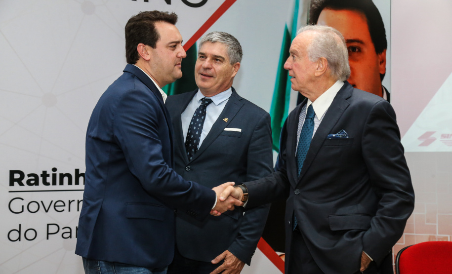 O governador Carlos Massa Ratinho Junior participa de reunião com associados do Sinduscon-PR.   Curitiba, 07/05/2019 -  Foto: Geraldo Bubniak/ANPr