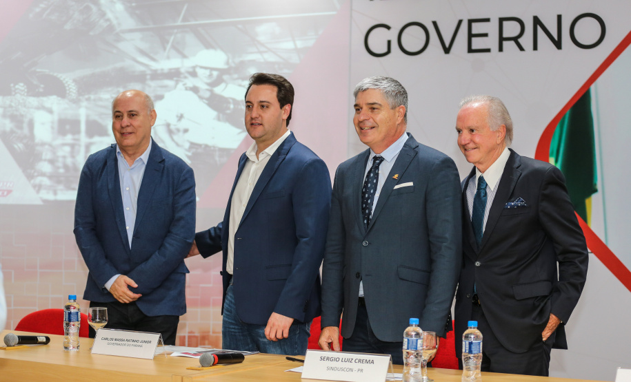 O governador Carlos Massa Ratinho Junior participa de reunião com associados do Sinduscon-PR.   Curitiba, 07/05/2019 -  Foto: Geraldo Bubniak/ANPr