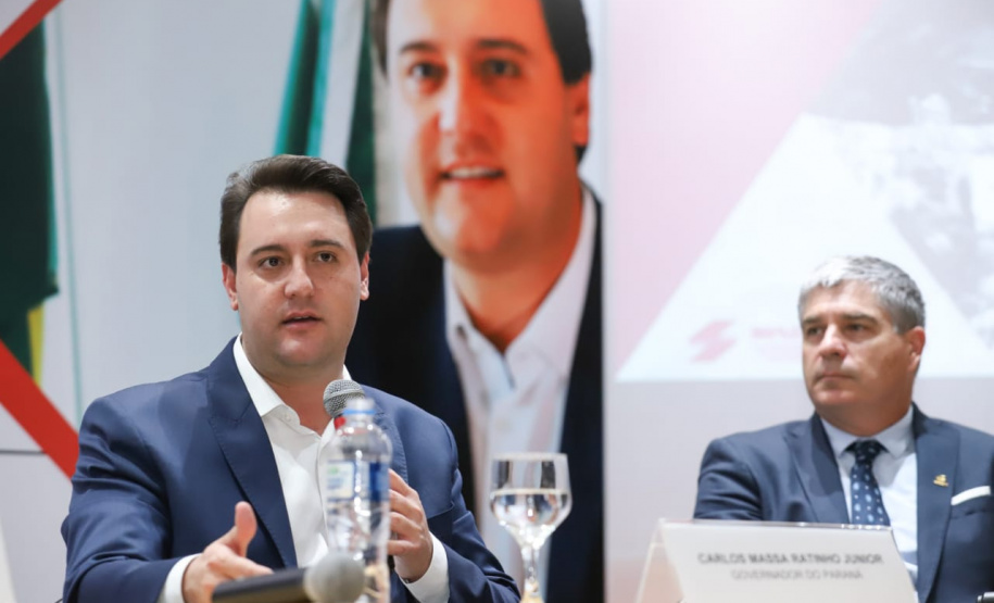 O governador Carlos Massa Ratinho Junior participa de reunião com associados do Sinduscon-PR nesta terça-feira (7) apresentando um balanço dos 120 dias de gestão do Estado. Curitiba, 07/05/2019 - Foto: Rodrigo Felix Leal/ANPr