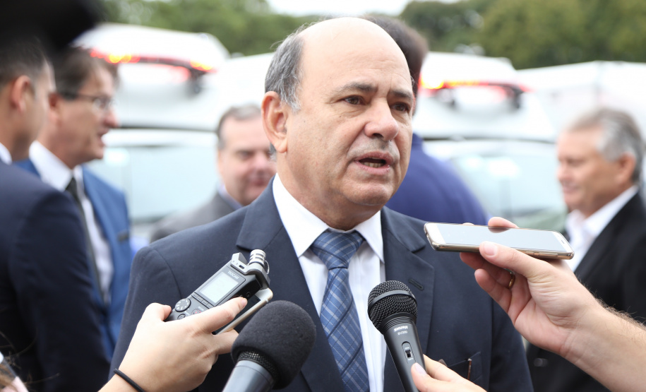 O governador Carlos Massa Ratinho Junior entregou nesta quarta-feira armas, rádios comunicadores e veículos de escolta ao Departamento Penitenciário do Paraná (Depen). O objetivo é equipar e modernizar o sistema prisional do Estado. Curitiba, 08/05/2019. Foto: José Fernando Ogura/ANPr