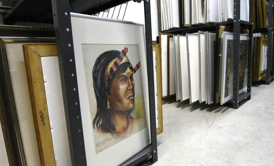 Acervo Wladimir Kozák no Museu Paranaense.Curitiba, 11 de dezembro de 2019.Foto: Kraw Penas/SEEC