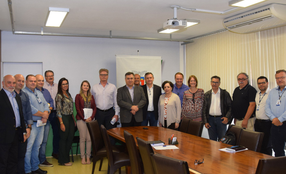 Fundação Estatal de Atenção em Saúde do Estado do Paraná (Funeas), instituição que administra hospitais próprios do Estado, obteve redução de 10% nos gastos com a revisão dos contratos seguindo determinação do governador Carlos Massa Ratinho Junior