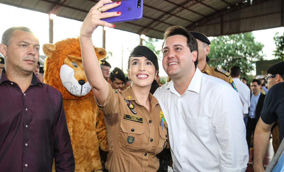 O governador Carlos Massa Ratinho Junior lança o programa Escola Segura. Foz do Iguaçu, 09/05/2019 - Foto: Geraldo Bubniak/ANPr
