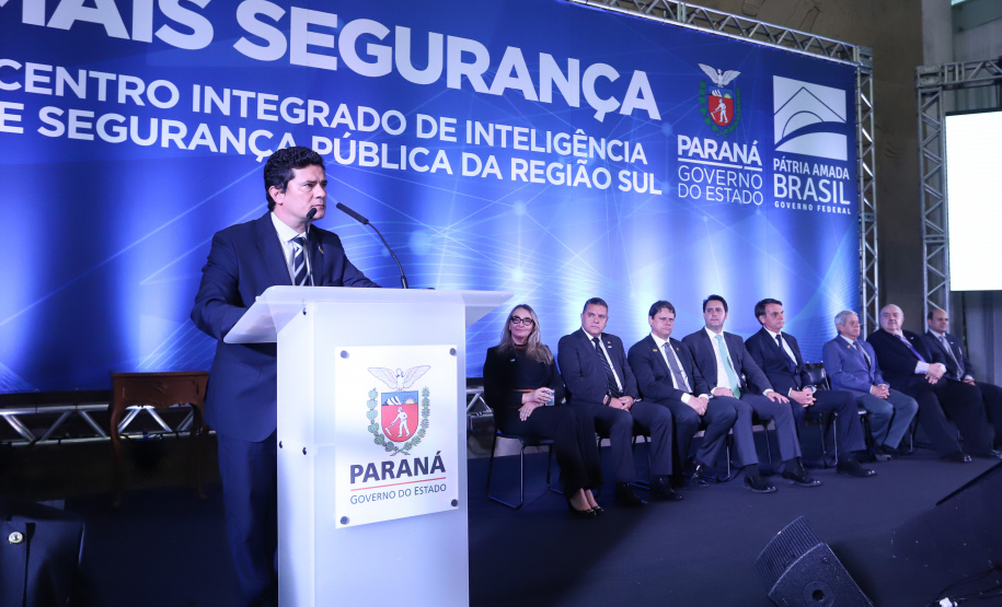 O governador Carlos Massa Ratinho Junior destacou nesta sexta-feira (10) que as forças de segurança do Paraná conseguiram reduzir em 32% o número de homicídios nos primeiros 120 dias deste ano, na comparação com o mesmo quadrimestre do ano passado