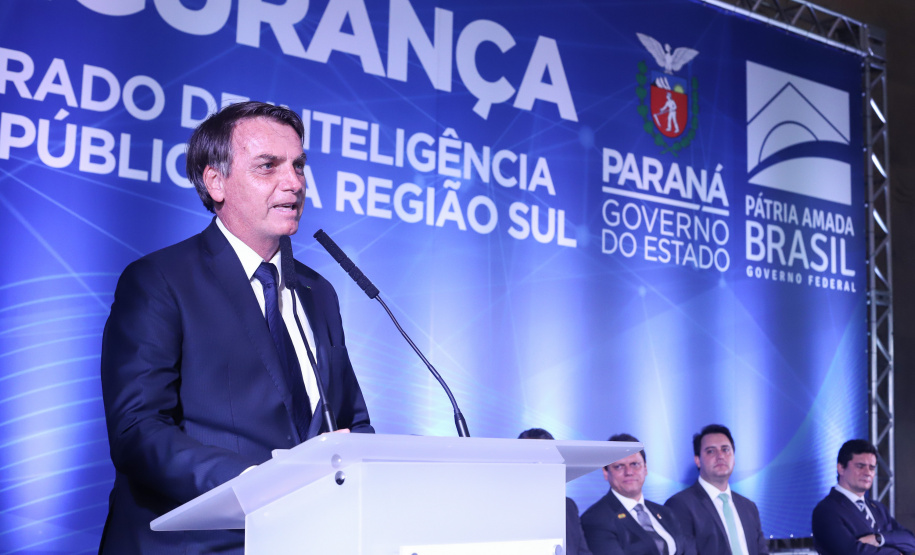 O governador Carlos Massa Ratinho Junior destacou nesta sexta-feira (10) que as forças de segurança do Paraná conseguiram reduzir em 32% o número de homicídios nos primeiros 120 dias deste ano, na comparação com o mesmo quadrimestre do ano passado