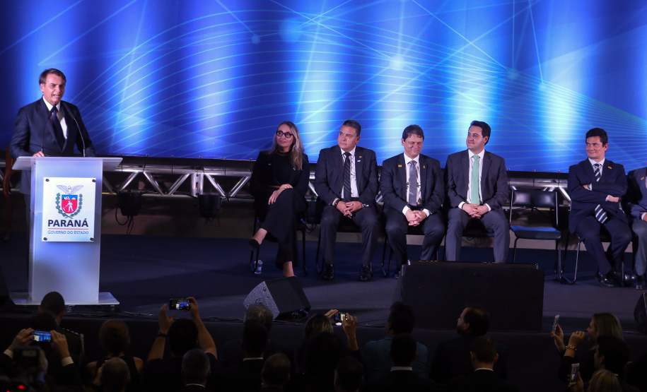 O governador Carlos Massa Ratinho Junior destacou nesta sexta-feira (10) que as forças de segurança do Paraná conseguiram reduzir em 32% o número de homicídios nos primeiros 120 dias deste ano, na comparação com o mesmo quadrimestre do ano passado