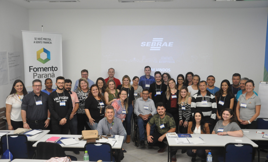Fomento Paraná prepara nova turma de agentes de crédito A fase presencial do treinamento acontece nas instalações do Centro de Capacitação do Sebrae-PR em Curitiba. Foto: Divulgação/Fomento Paraná