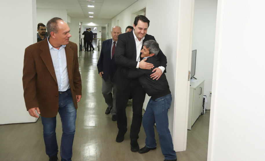 A TV Paraná Turismo foi lançada nesta segunda-feira (13), no Canal da Música, em Curitiba, sede da emissora, com a presença do governador Carlos Massa Ratinho Junior. A estreia da grade será nesta terça-feira, às 20 horas, com o programa AgroTur, dedicado ao turismo rural.. Curitiba,13/05/2019 Foto: Rodrigo Felix Leal/ ANPr