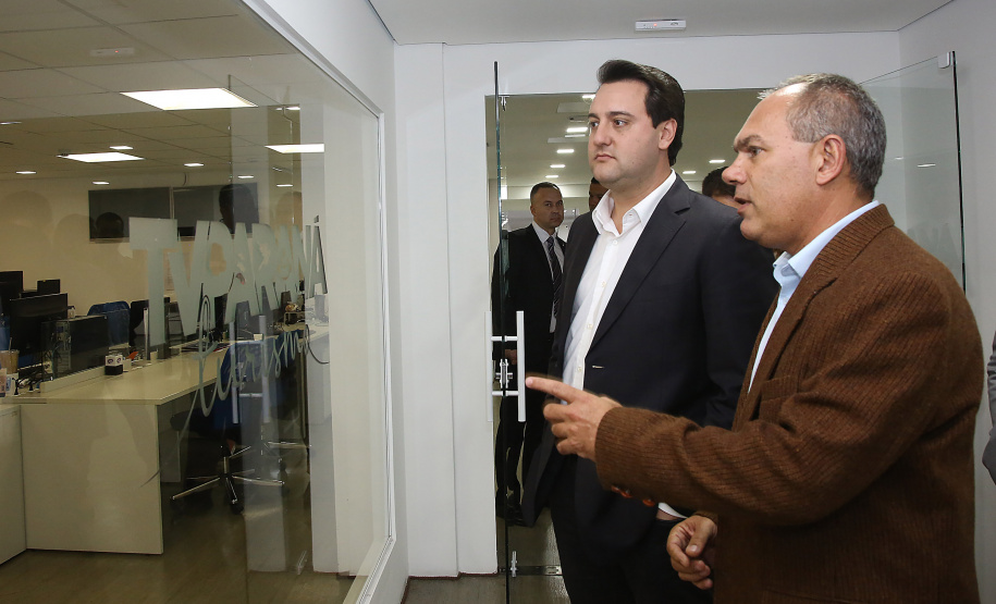 A TV Paraná Turismo foi lançada nesta segunda-feira (13), no Canal da Música, em Curitiba, sede da emissora, com a presença do governador Carlos Massa Ratinho Junior. A estreia da grade será nesta terça-feira, às 20 horas, com o programa AgroTur, dedicado ao turismo rural.. Curitiba,13/05/2019 Foto: Jaelson Lucas/ ANPr