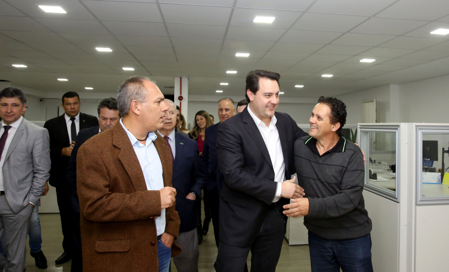 A TV Paraná Turismo foi lançada nesta segunda-feira (13), no Canal da Música, em Curitiba, sede da emissora, com a presença do governador Carlos Massa Ratinho Junior. A estreia da grade será nesta terça-feira, às 20 horas, com o programa AgroTur, dedicado ao turismo rural.. Curitiba,13/05/2019 Foto: Jaelson Lucas/ ANPr