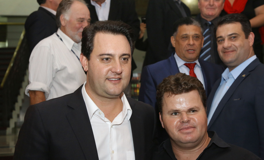 A TV Paraná Turismo foi lançada nesta segunda-feira (13), no Canal da Música, em Curitiba, sede da emissora, com a presença do governador Carlos Massa Ratinho Junior. A estreia da grade será nesta terça-feira, às 20 horas, com o programa AgroTur, dedicado ao turismo rural.. Curitiba,13/05/2019 Foto: Jaelson Lucas/ ANPr