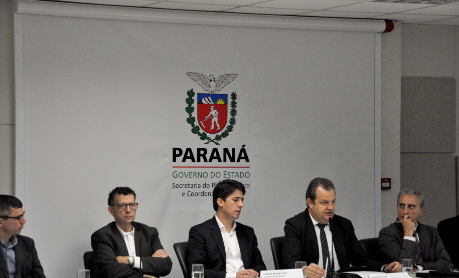 Integrantes do Programa Internacional de Cooperação Urbana (IUC) de Valência, na Espanha, fazem até sexta-feira (17) visitas técnicas a setores inovadores Governo do Estado nas cidades de Curitiba e Foz do Iguaçu. O programa tem o objetivo de habilitar cidades e regiões a se conectarem e compartilharem soluções para problemas em comum. Foto: Divulgação/SETI