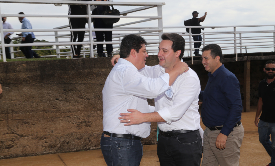 Governador Carlos Massa Ratinho Junior conhece o empreendimento turístico que está sendo instalado pela rede internacional Hard Rock, em Sertaneja. Foto: Gilson Abreu/ANPr