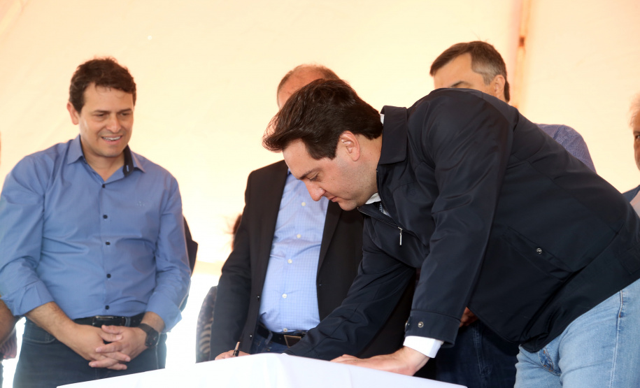 O município de Apucarana, no Vale do Ivaí, Norte do Paraná, vai investir R$ 3,07 milhões na pavimentação da Rua Cristiano Kussmaul, no Jardim Interlagos