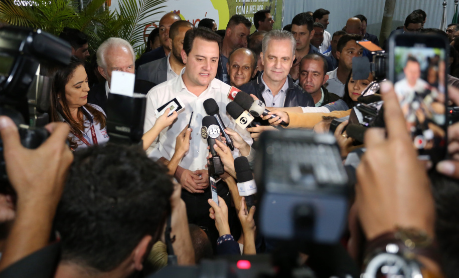 O governador Carlos Massa Ratinho Junior destacou, no ato de transferência da sede da administração estadual para Maringá, no Noroeste do Paraná, que a iniciativa visa atender as demandas da região e tornar o Governo mais acessível para a população. O município irá sediar o Poder Executivo até sexta-feira (17). Foto: José Fernando Ogura/ANPr