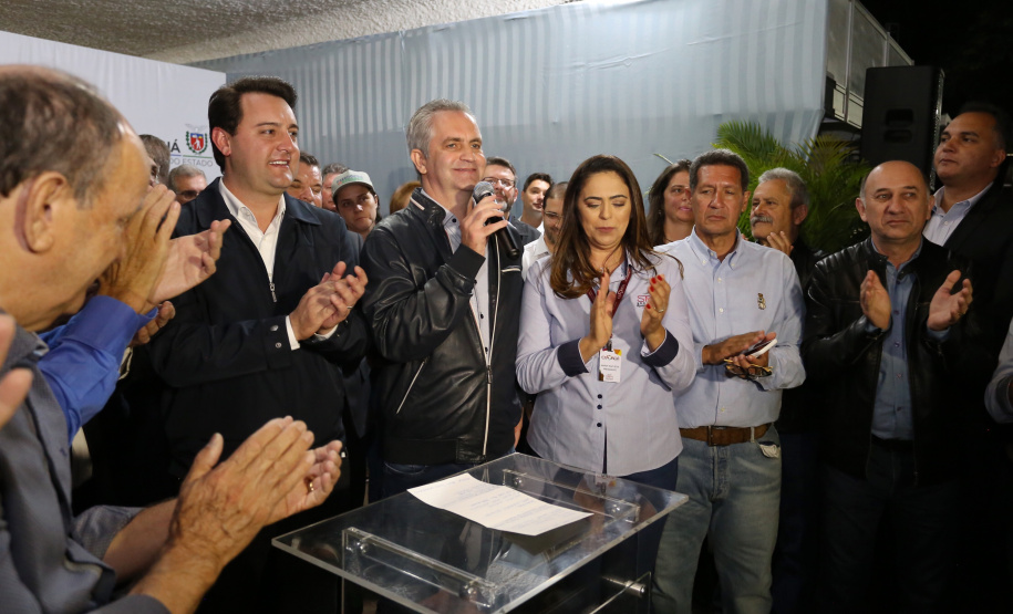 O governador Carlos Massa Ratinho Junior destacou, no ato de transferência da sede da administração estadual para Maringá, no Noroeste do Paraná, que a iniciativa visa atender as demandas da região e tornar o Governo mais acessível para a população. O município irá sediar o Poder Executivo até sexta-feira (17). Foto: José Fernando Ogura/ANPr