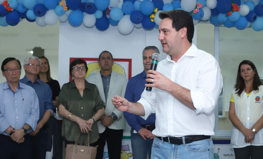 O governador Carlos Massa Ratinho Junior também inaugurou nesta quinta-feira (16) o CMEI José Prestes Neto, no Jardim Alvorada, em Maringá. O prédio de 3 mil metros quadrados tem capacidade para até 500 alunos do berçário ao 5° ano.Foto Rodrigo Felix Leal/ANPr