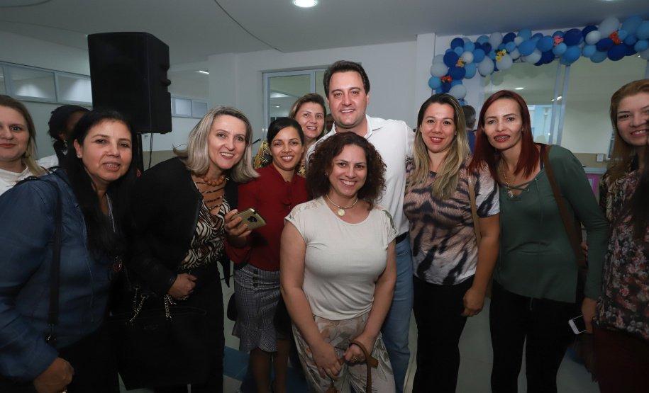 O governador Carlos Massa Ratinho Junior também inaugurou nesta quinta-feira (16) o CMEI José Prestes Neto, no Jardim Alvorada, em Maringá. O prédio de 3 mil metros quadrados tem capacidade para até 500 alunos do berçário ao 5° ano.Foto Rodrigo Felix Leal/ANPr