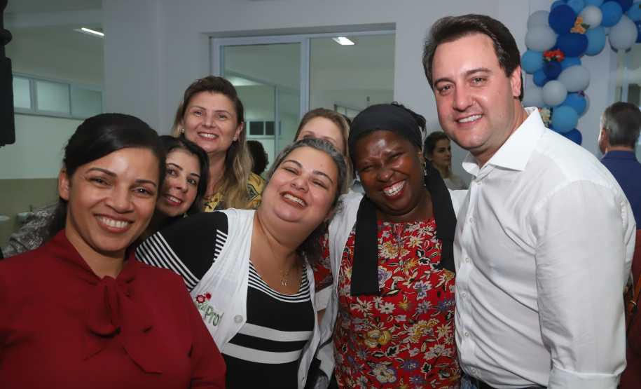 O governador Carlos Massa Ratinho Junior também inaugurou nesta quinta-feira (16) o CMEI José Prestes Neto, no Jardim Alvorada, em Maringá. O prédio de 3 mil metros quadrados tem capacidade para até 500 alunos do berçário ao 5° ano.Foto Rodrigo Felix Leal/ANPr