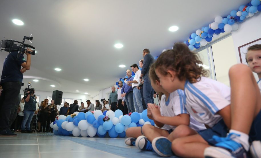 O governador Carlos Massa Ratinho Junior também inaugurou nesta quinta-feira (16) o CMEI José Prestes Neto, no Jardim Alvorada, em Maringá. O prédio de 3 mil metros quadrados tem capacidade para até 500 alunos do berçário ao 5° ano.Foto Gilson Abreu/ANPr