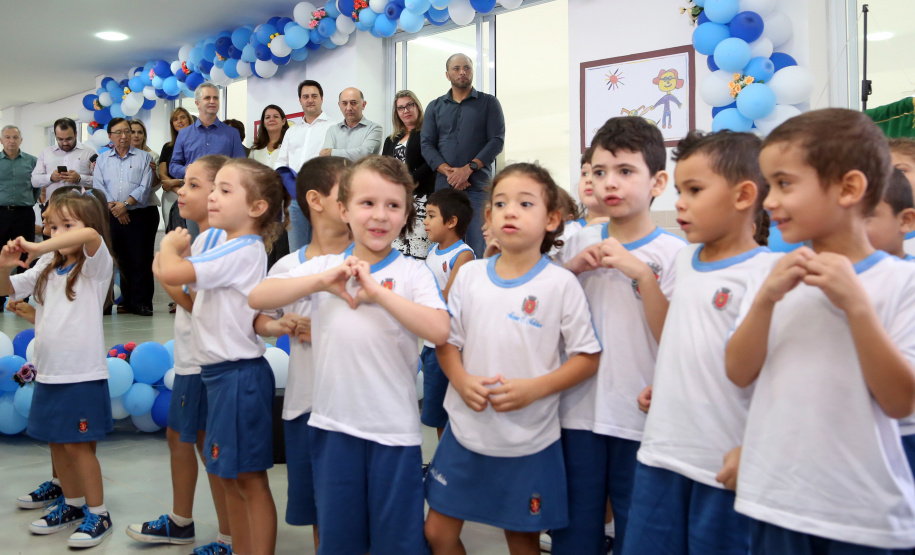 O governador Carlos Massa Ratinho Junior também inaugurou nesta quinta-feira (16) o CMEI José Prestes Neto, no Jardim Alvorada, em Maringá. O prédio de 3 mil metros quadrados tem capacidade para até 500 alunos do berçário ao 5° ano.Foto Gilson Abreu/ANPr