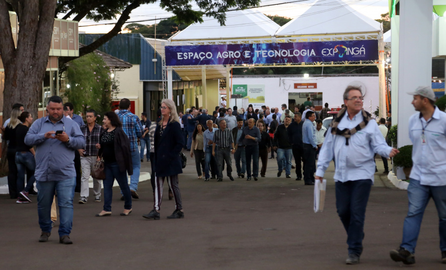O governador Carlos Massa Ratinho Junior também inaugurou nesta quinta-feira (16) o CMEI José Prestes Neto, no Jardim Alvorada, em Maringá. O prédio de 3 mil metros quadrados tem capacidade para até 500 alunos do berçário ao 5° ano.Foto Gilson Abreu/ANPr