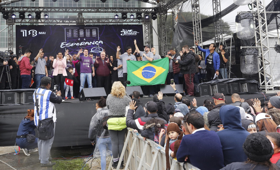 O governador Carlos Massa Ratinho Junior participa da Marcha para Jesus.Curitiba, 18-05-19Foto: Arnaldo Alves