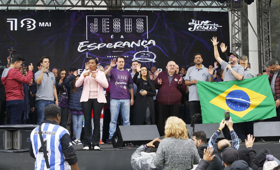 O governador Carlos Massa Ratinho Junior participa da Marcha para Jesus.Curitiba, 18-05-19Foto: Arnaldo Alves