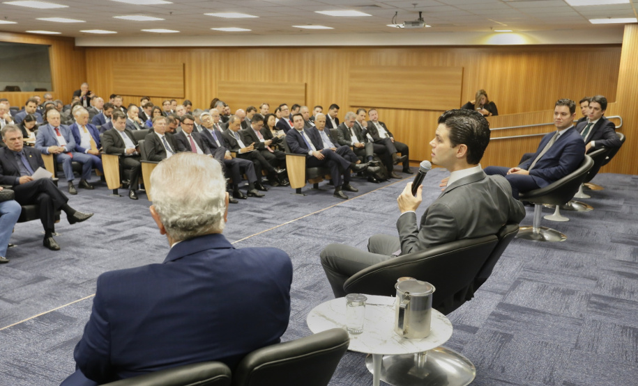 Programa de concessões na área da infraestrutura, projetos de parcerias público-privadas e um ambiente propício para negócios tornam o Paraná o Estado atrativo para investidores. A avaliação é do governador Carlos Massa Ratinho Junior, que abriu nesta terça-feira (21) a segunda edição do Paraná Day. Foto: Arnaldo Alves/ANPr