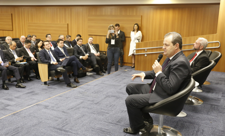 Programa de concessões na área da infraestrutura, projetos de parcerias público-privadas e um ambiente propício para negócios tornam o Paraná o Estado atrativo para investidores. A avaliação é do governador Carlos Massa Ratinho Junior, que abriu nesta terça-feira (21) a segunda edição do Paraná Day. Foto: Arnaldo Alves/ANPr