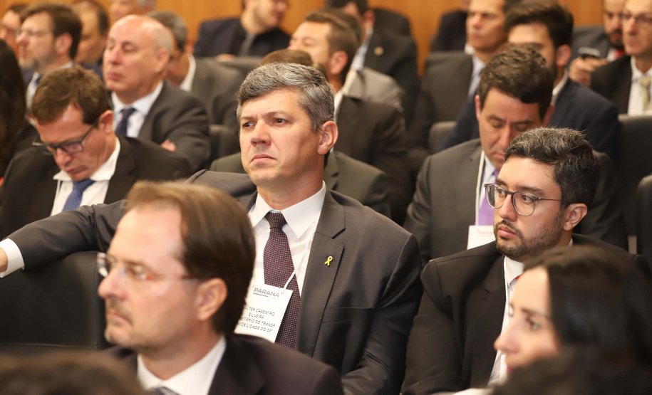 Programa de concessões na área da infraestrutura, projetos de parcerias público-privadas e um ambiente propício para negócios tornam o Paraná o Estado atrativo para investidores. A avaliação é do governador Carlos Massa Ratinho Junior, que abriu nesta terça-feira (21) a segunda edição do Paraná Day.Foto: Rodrigo Felix Leal/ANPr