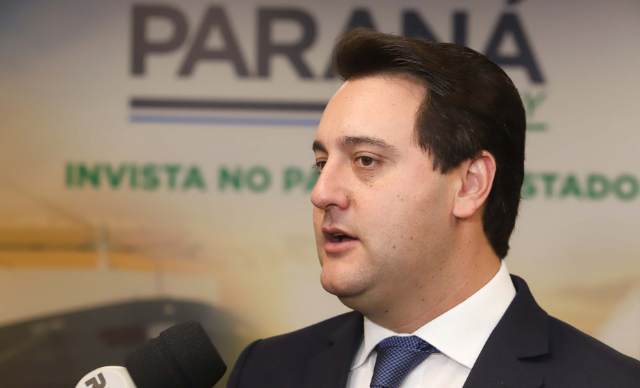 Programa de concessões na área da infraestrutura, projetos de parcerias público-privadas e um ambiente propício para negócios tornam o Paraná o Estado atrativo para investidores. A avaliação é do governador Carlos Massa Ratinho Junior, que abriu nesta terça-feira (21) a segunda edição do Paraná Day.Foto: Rodrigo Felix Leal/ANPr